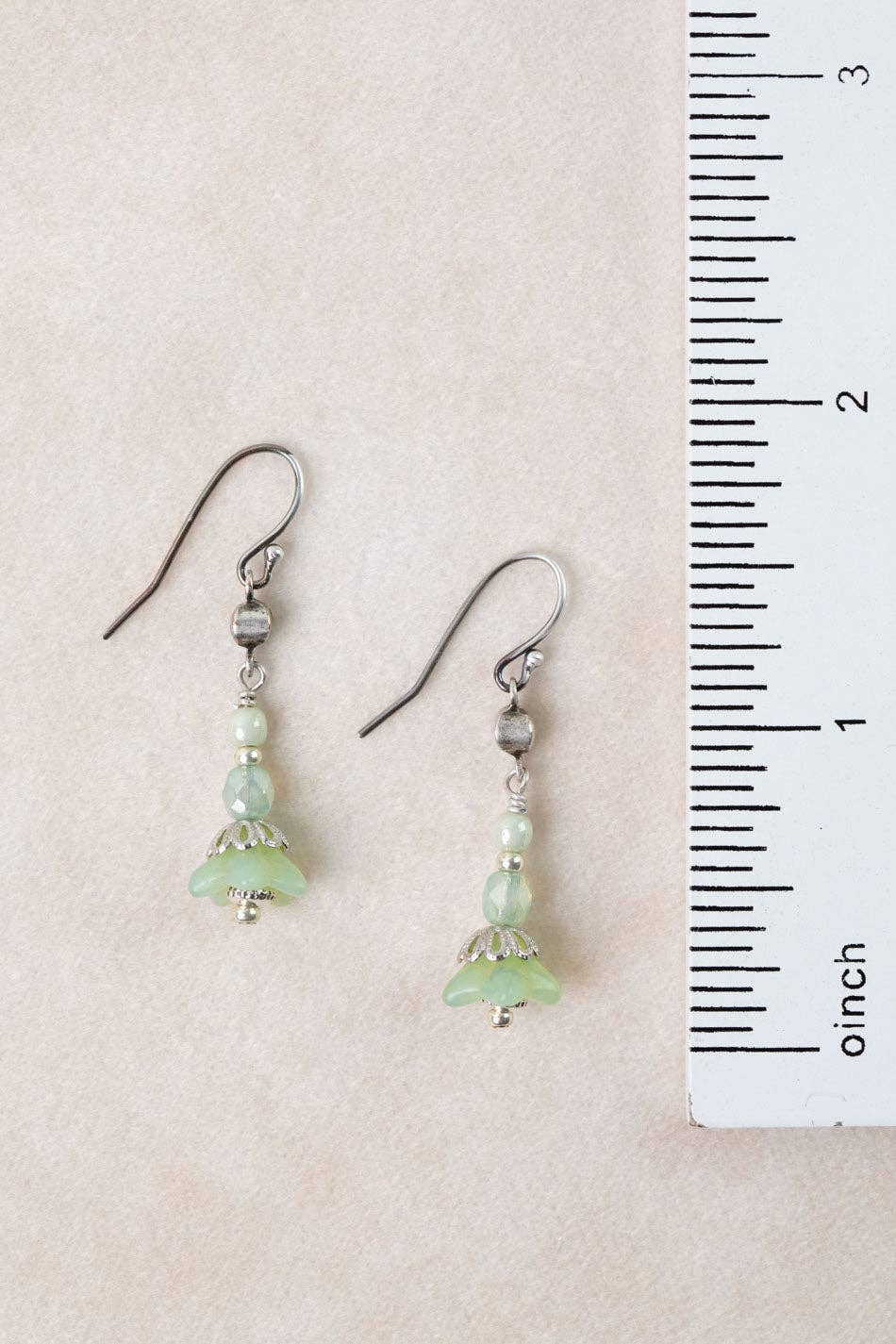 Mint Julep Czech Glass Flower Simple Earrings
