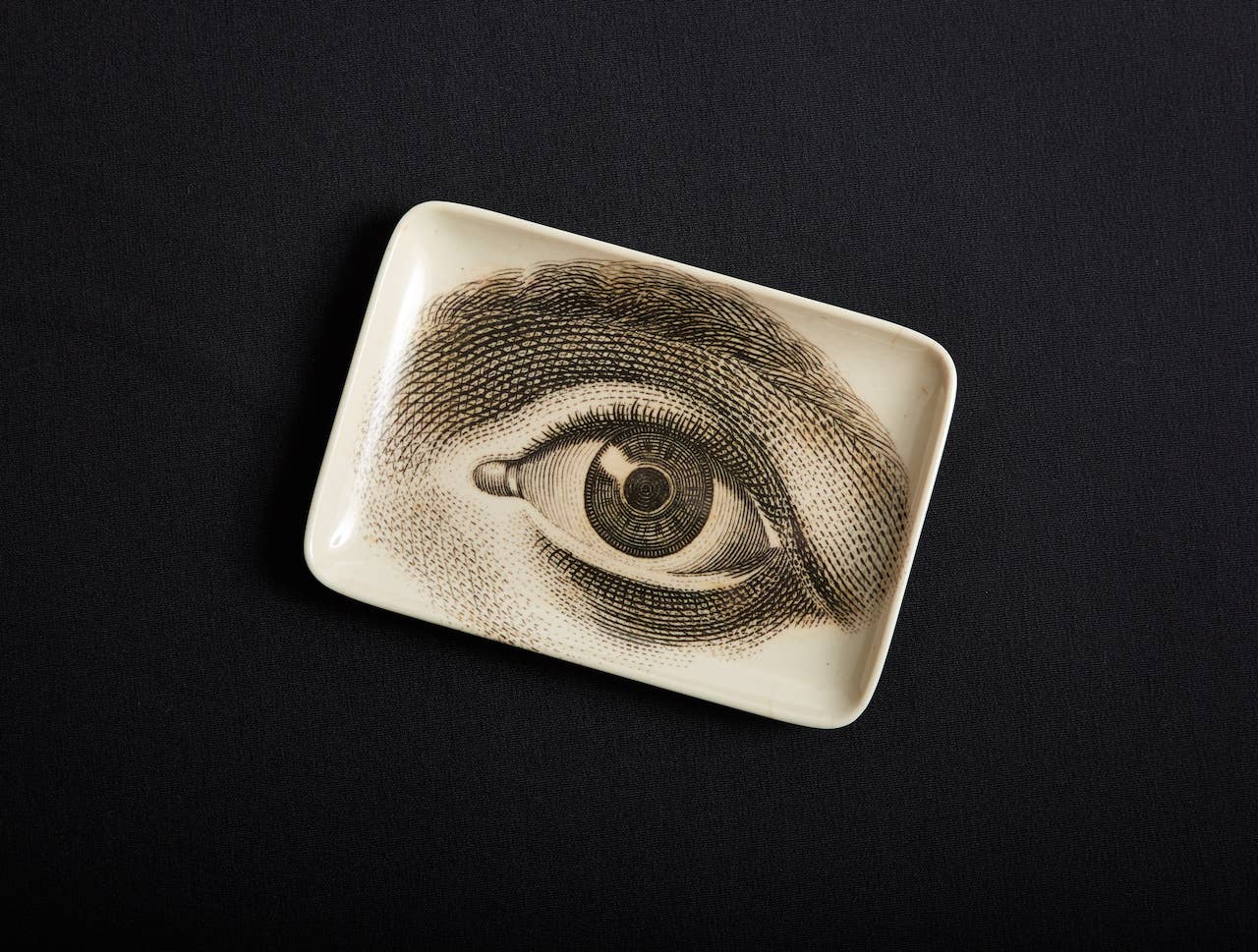 Eye Melamine Valet Tray