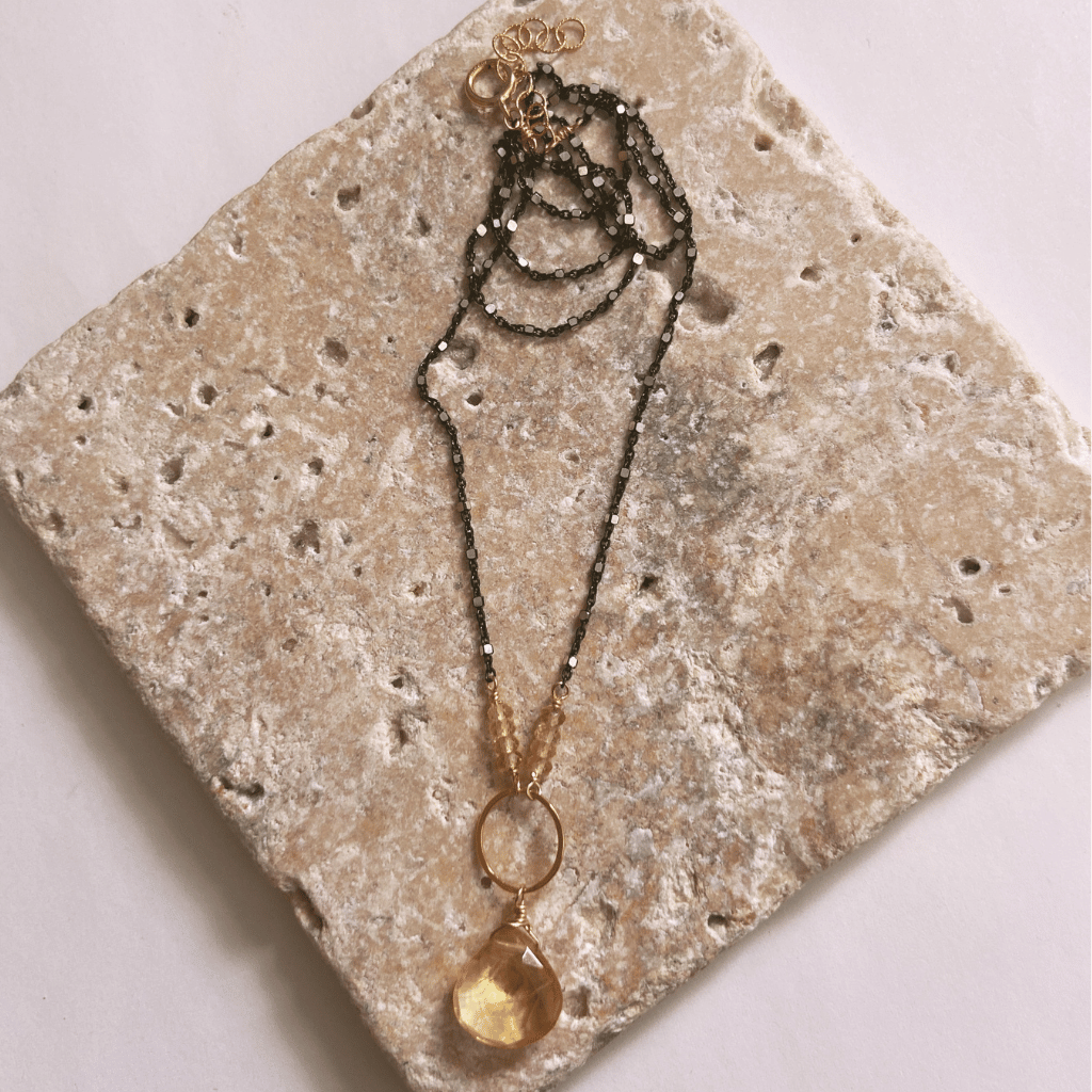 ChampagneQuartzOxidizedSilverNecklace.png