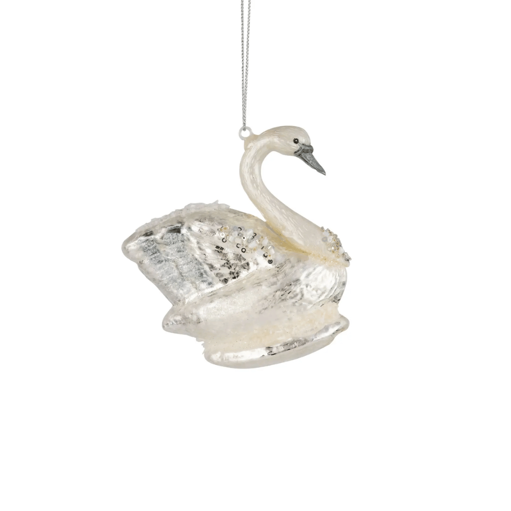 SilverSwanOrnament.png