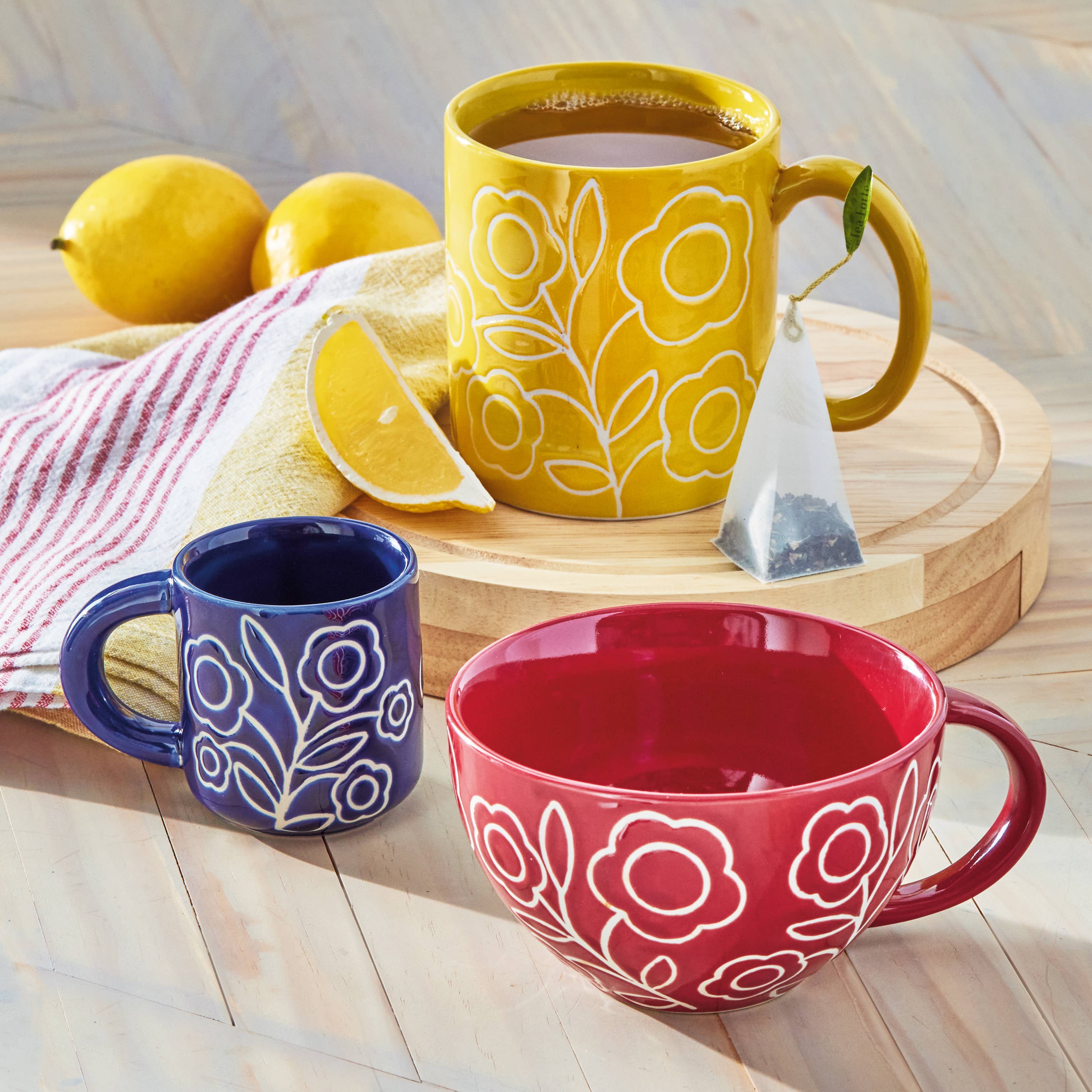 Zoey Flower Mug