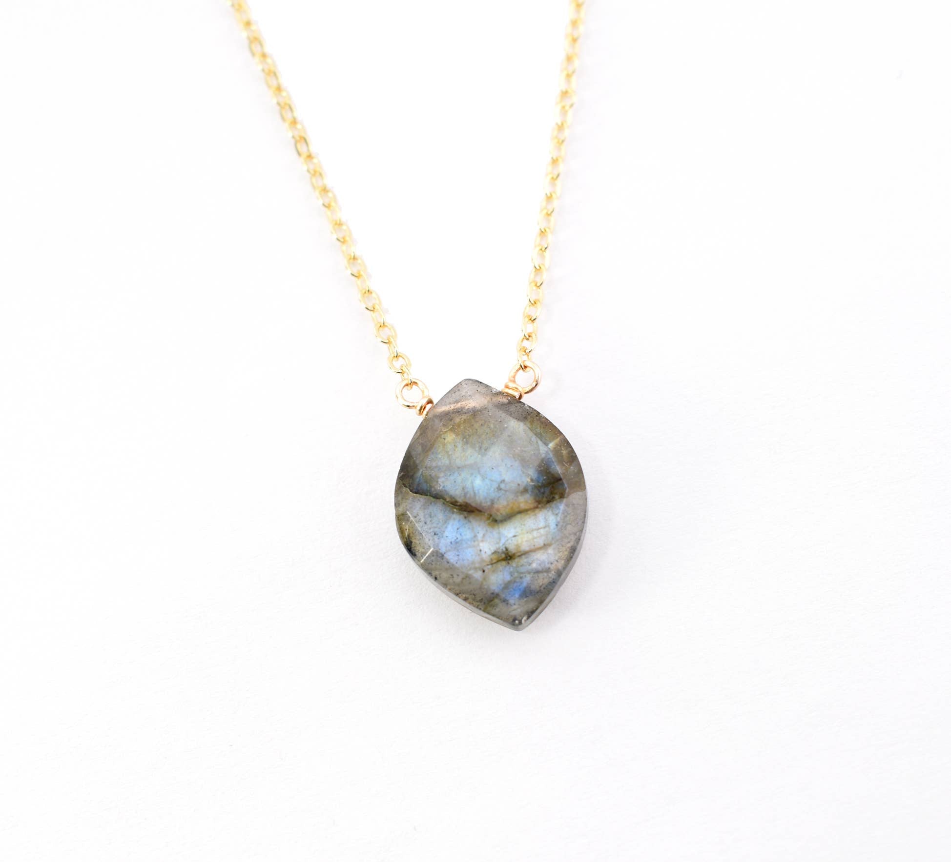 Labradorite Stone Pendant Necklace