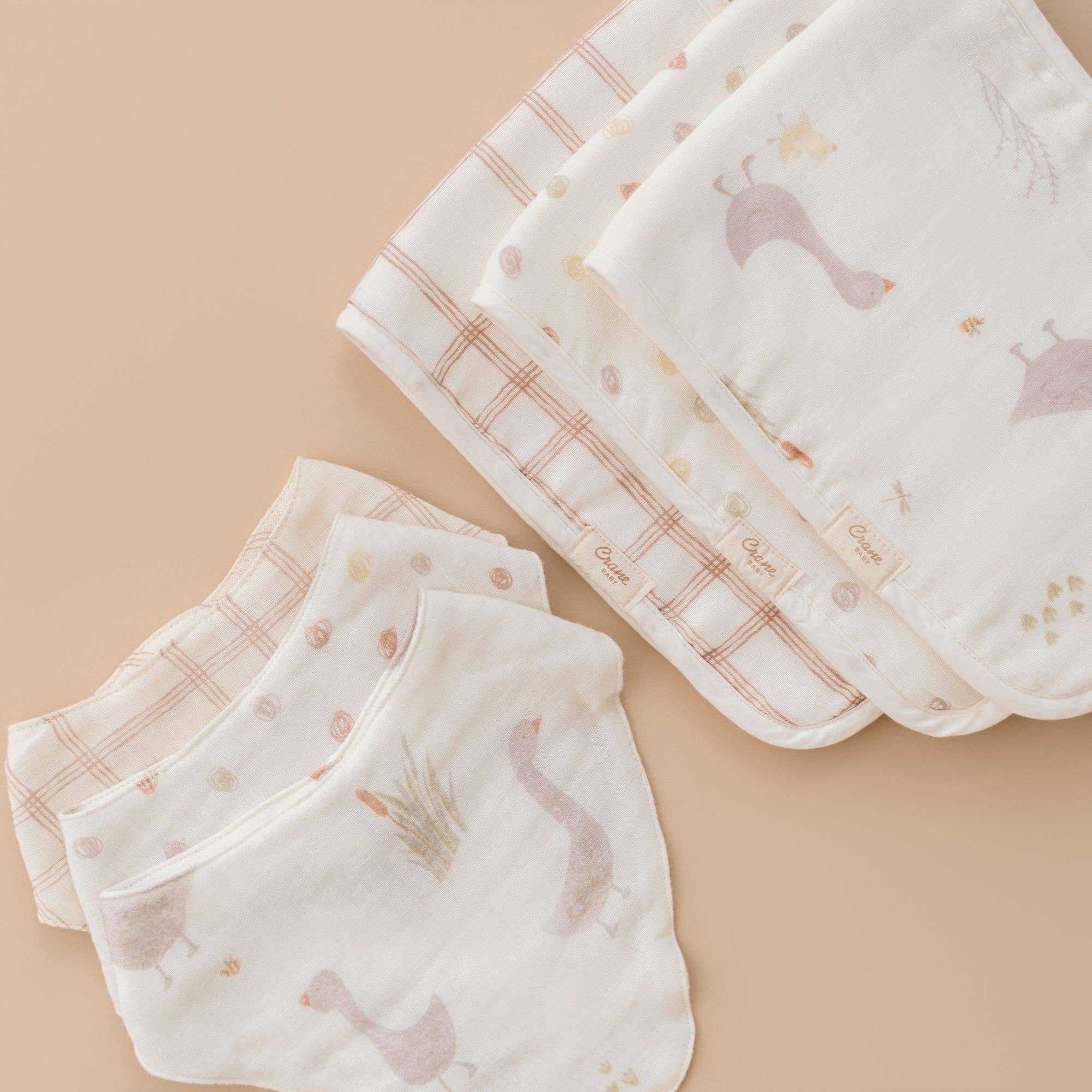 Farmhouse Goose Muslin Bib Set
